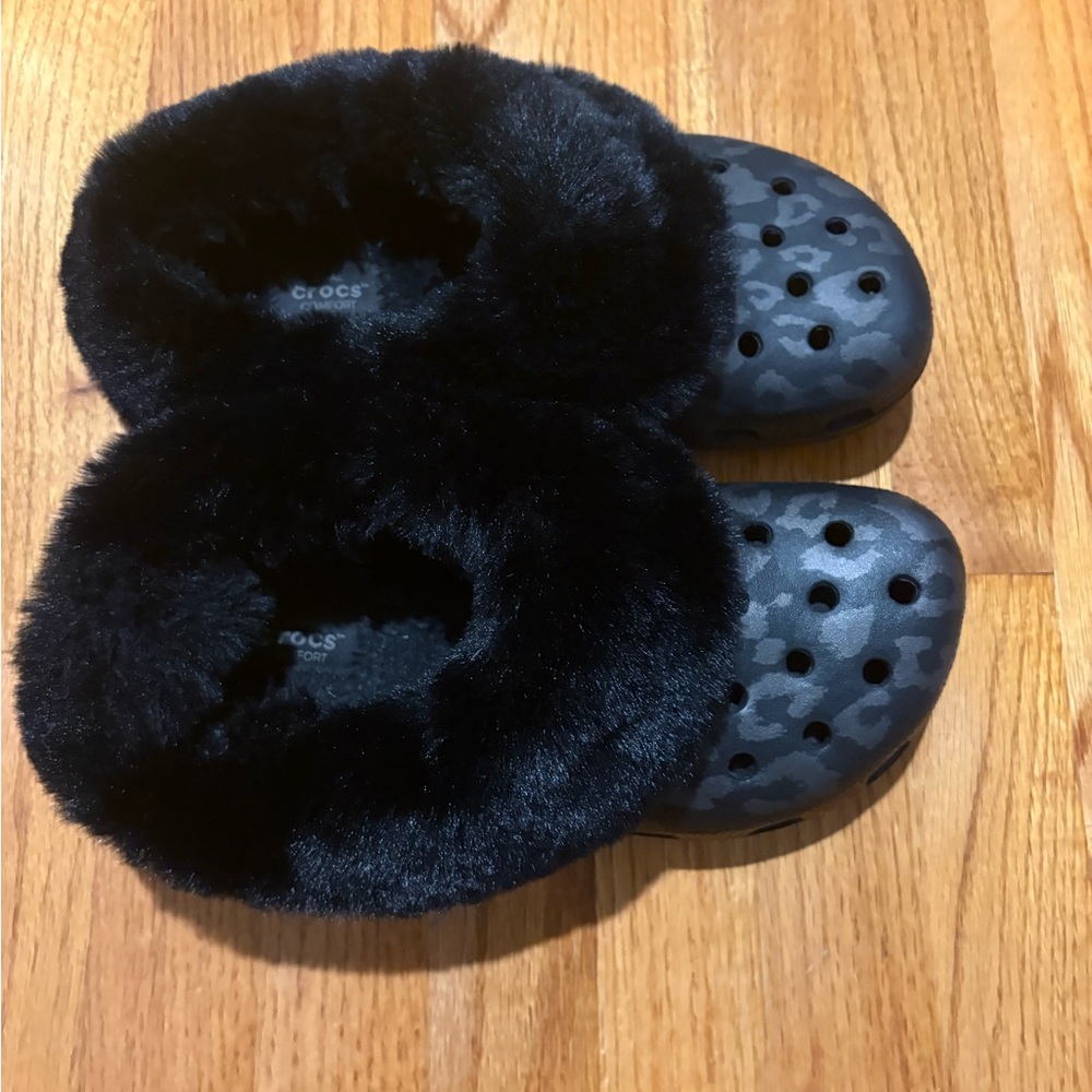 Crocs size 9 Rare pair😍 - Picture 3 of 9